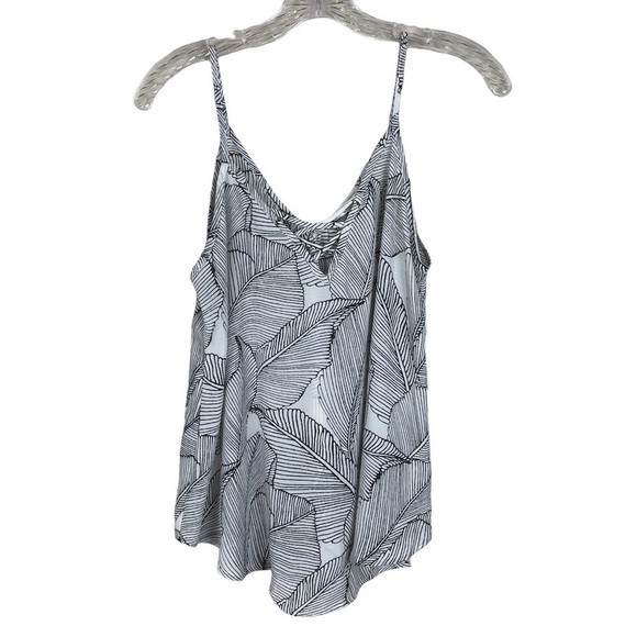 Sienna Sky Leaf Pattern Top - Picture 3 of 8